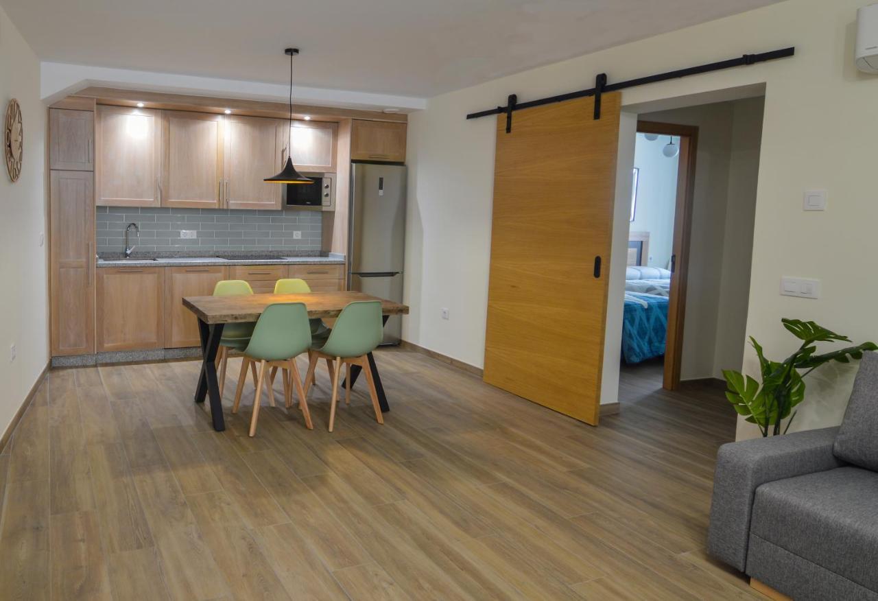 Apartamentos Turisticos Hornillo Caces Kültér fotó